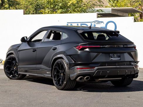 Used 2023 Lamborghini Urus Performante image 9