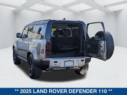 Used 2025 Land Rover Defender 110 S AWD/4WD image 13