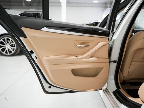 Used 2015 BMW 528i xDrive Sedan image 36