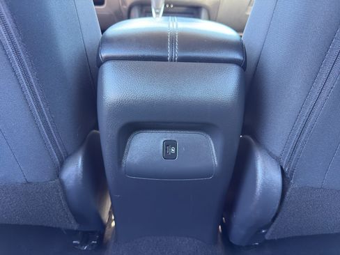 Used 2024 Nissan Sentra SV w/ All-Weather Package FWD image 31