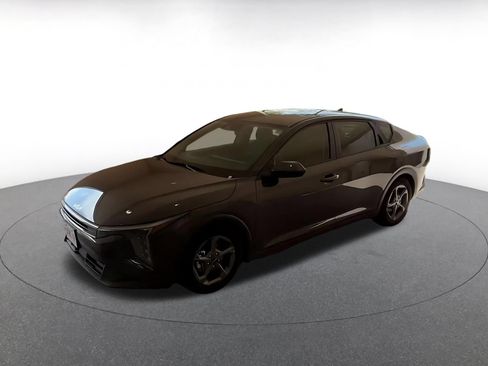 Used 2025 Kia K4 FWD image 7