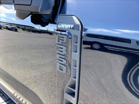 Certified 2024 Ford F350 Lariat w/ Tremor Off-Road Package image 30