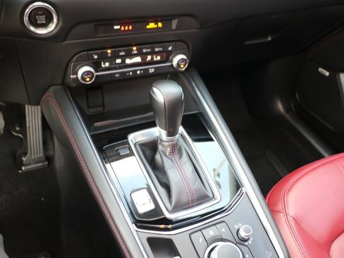 Certified 2025 MAZDA CX-5 Carbon Edition AWD/4WD image 14