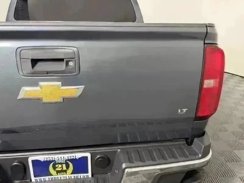 Used 2015 Chevrolet Colorado LT w/ Luxury Package RWD image 32