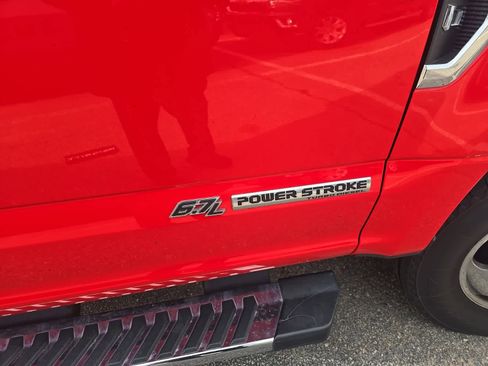 Used 2017 Ford F350 Lariat w/ Chrome Package image 5