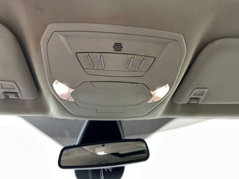 Used 2019 Ford Escape SEL image 24