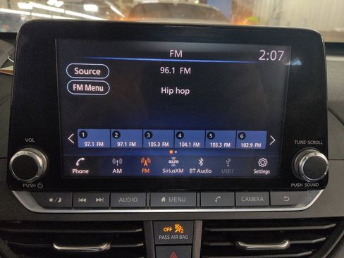 Used 2021 Nissan Altima 2.5 SV image 25