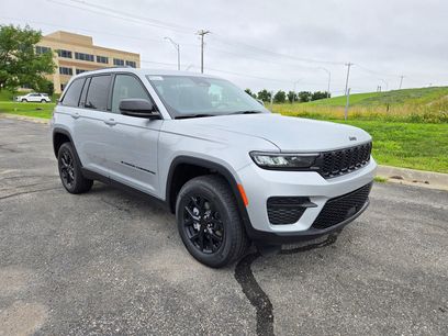 New 2025 Jeep Grand Cherokee Altitude