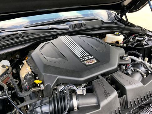Certified 2025 Cadillac CT5 V w/ Technology Package RWD image 33