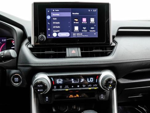 Used 2024 Toyota RAV4 XLE image 29