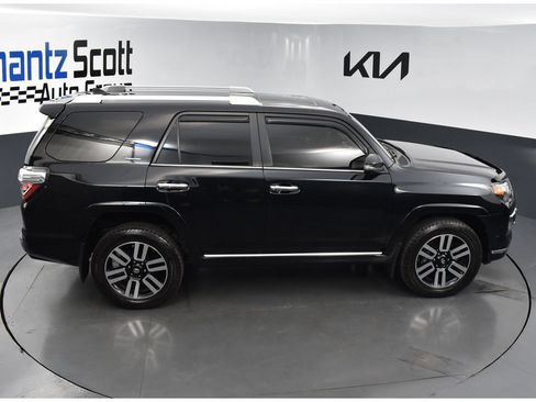 Used 2022 Toyota 4Runner Limited AWD/4WD image 14