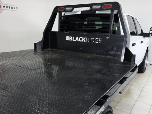 Used 2024 RAM 3500 SLT w/ Quick Order Package 2YG SLT AWD/4WD image 41