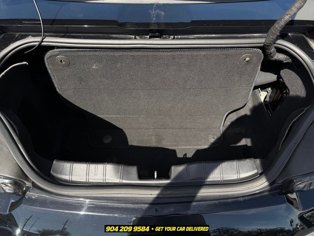 Used 2019 Chevrolet Camaro SS RWD image 27