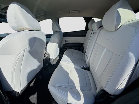 New 2026 Hyundai Tucson SEL image 18