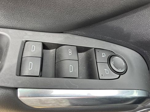 Used 2024 Chevrolet Traverse LT w/ Enhanced Driving Package FWD image 23