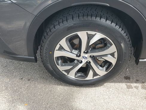 Used 2020 Subaru Outback Limited AWD/4WD image 11