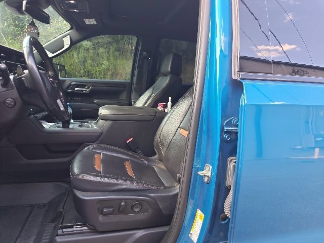 Used 2023 GMC Sierra 1500 AT4 w/ AT4 Premium Package AWD/4WD image 9