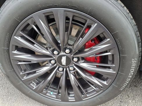 Certified 2023 Cadillac Escalade V w/ LPO, ONYX Package image 8