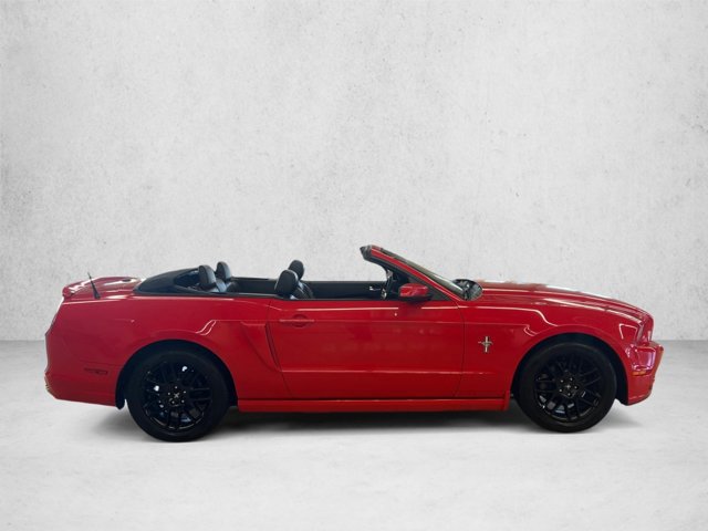 Used 2014 Ford Mustang Premium w/ Equipment Group 202A RWD image 4