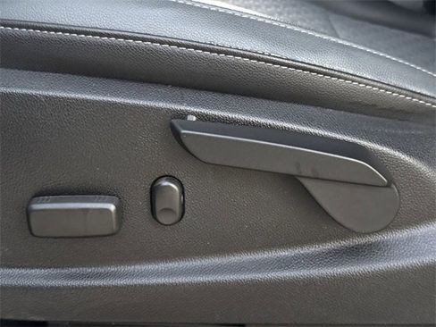 Certified 2018 Chevrolet Colorado Z71 image 25