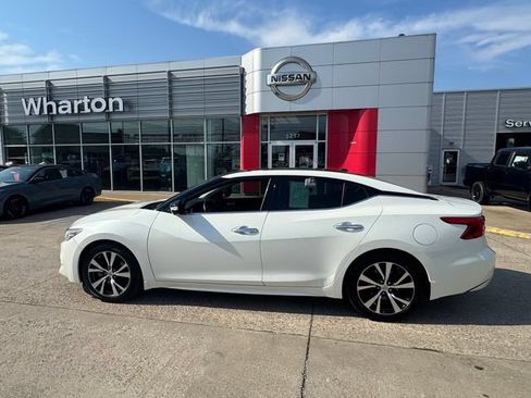 Used 2017 Nissan Maxima Platinum FWD image 7