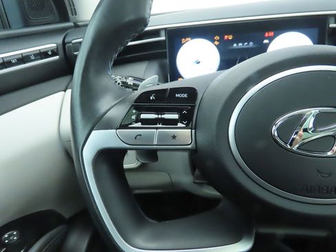 Used 2023 Hyundai Tucson Limited image 11