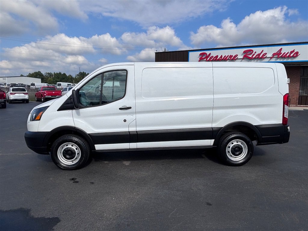 Used 2019 Ford Transit 250 130 Low Roof RWD image 2