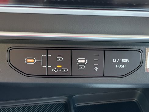 New 2026 Kia Carnival EX FWD image 8