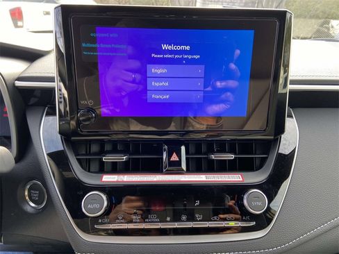 Used 2025 Toyota Corolla XSE image 18