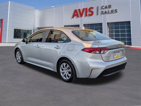 Used 2025 Toyota Corolla LE image 10