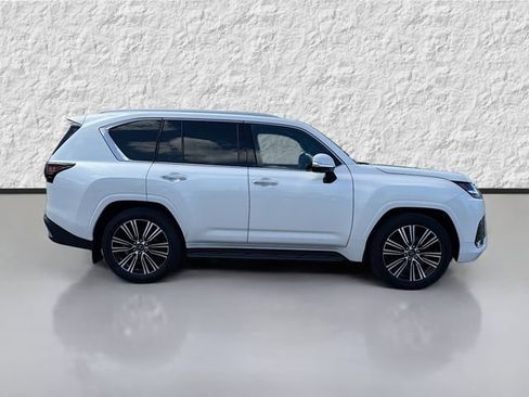 New 2026 Lexus LX 600 4WD w/ Luxury Package image 2