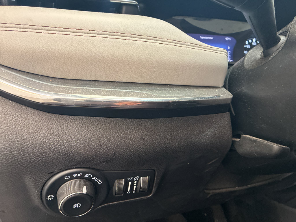 Used 2022 Jeep Compass Limited w/ Sun and Sound Group AWD/4WD image 25