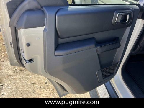 New 2025 Ford Bronco Outer Banks image 15