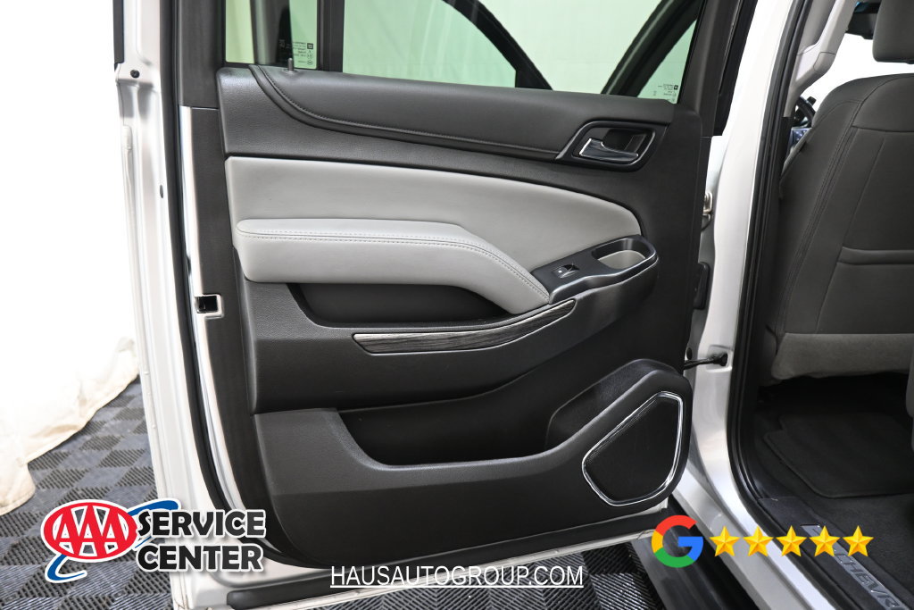 Used 2019 Chevrolet Suburban LT AWD/4WD image 28