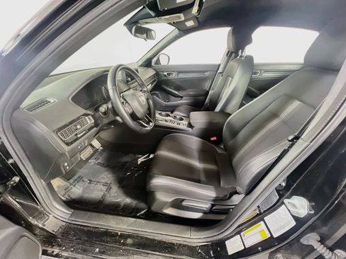 Used 2023 Honda Civic Sport image 19