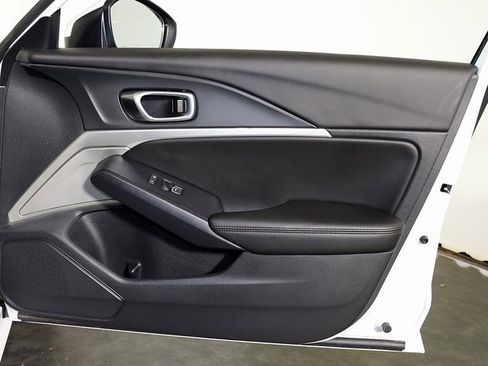 Certified 2025 Acura Integra image 30