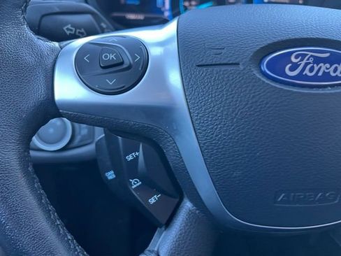 Used 2017 Ford C-MAX SE FWD image 16
