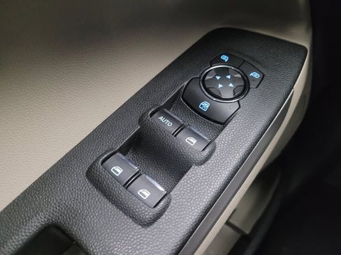 Used 2019 Ford EcoSport S image 27