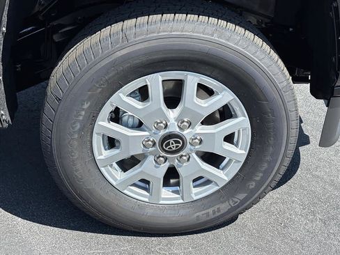 New 2026 Toyota Tacoma SR5 AWD/4WD image 32