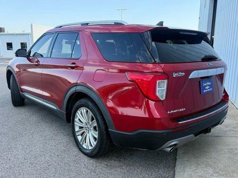 Used 2021 Ford Explorer Limited w/ Equipment Group 301A AWD/4WD image 2