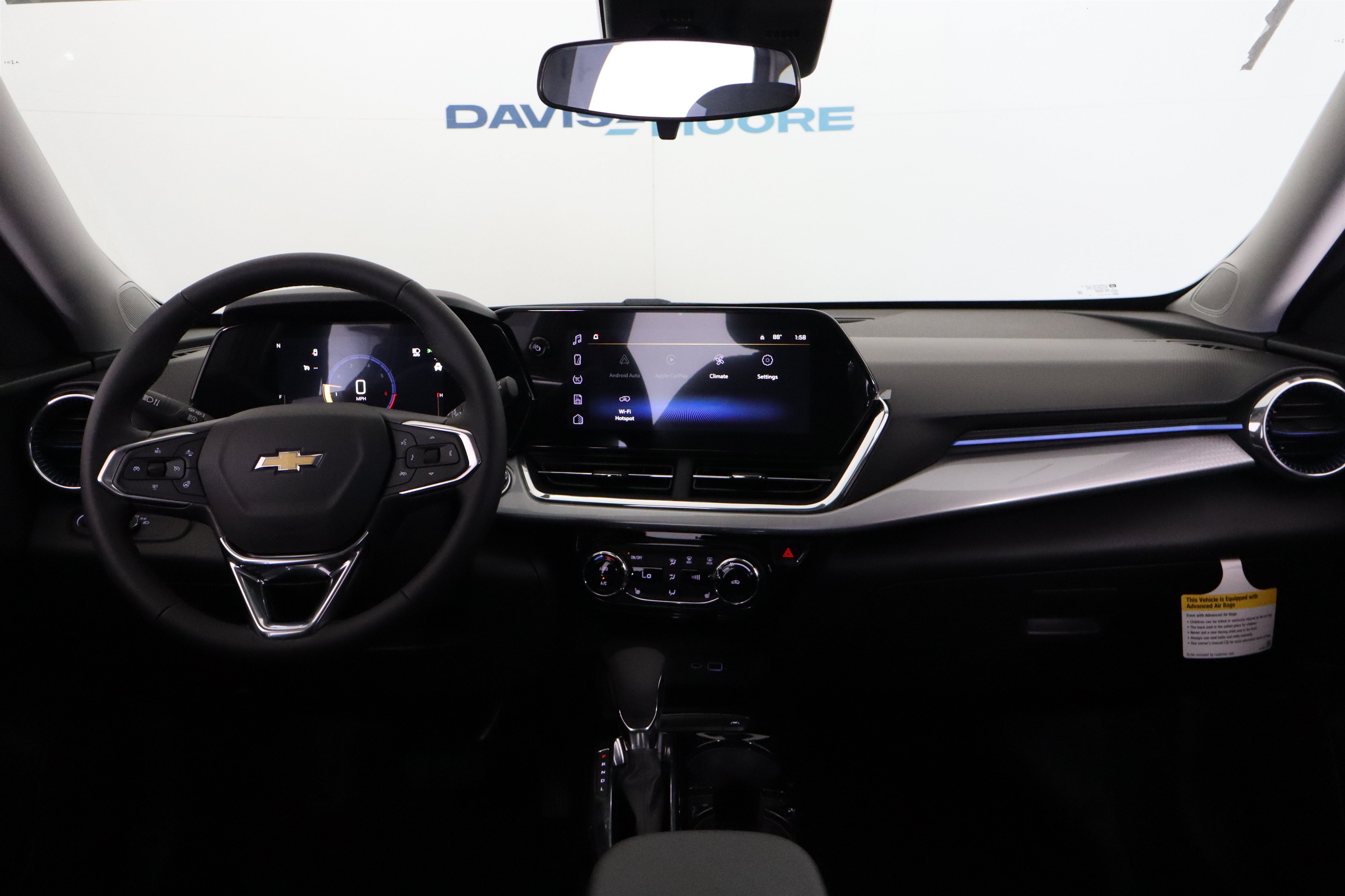 New 2026 Chevrolet Trax LT w/ LT Convenience Package FWD image 16