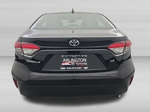 Used 2025 Toyota Corolla LE FWD image 5