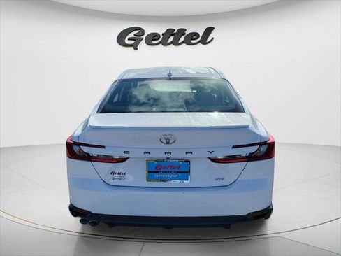 Certified 2025 Toyota Camry SE w/ Convenience Package FWD image 4