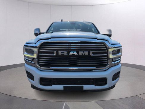 Used 2024 RAM 2500 Laramie AWD/4WD image 10