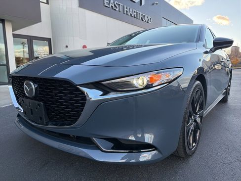 Used 2025 MAZDA MAZDA3 s image 12