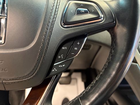 Used 2019 Lincoln MKZ Reserve FWD image 17