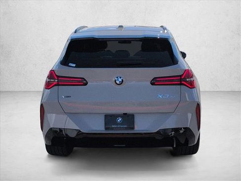 Used 2025 BMW X3 xDrive30i w/ Premium Package image 7