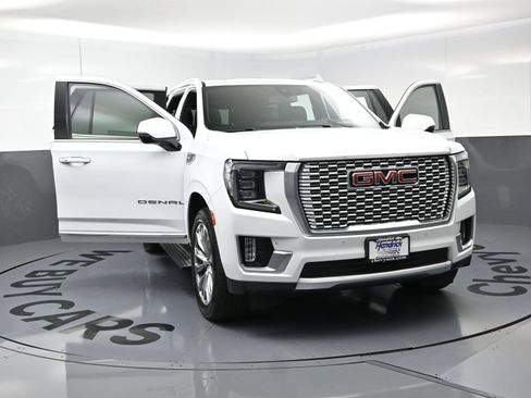 Used 2022 GMC Yukon Denali AWD/4WD image 24