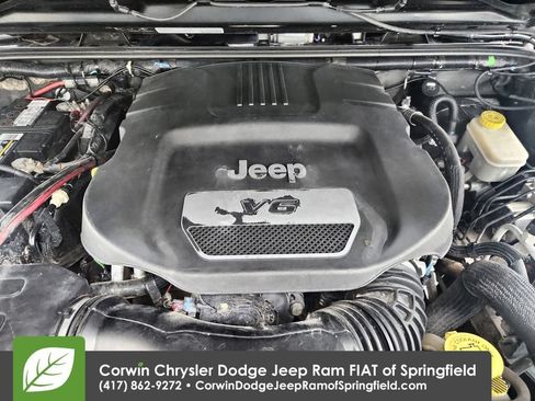 Used 2014 Jeep Wrangler Unlimited Sport w/ Quick Order Package 24S AWD/4WD image 34