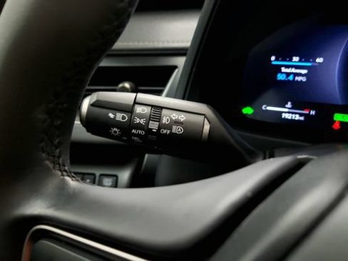 Used 2025 Lexus UX 300h FWD image 58